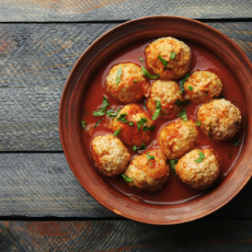 Beef Meat Balls Cooked in Italian Red Sauce Frozen 6 x 1kg Carton