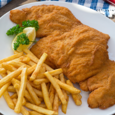 Chicken Schnitzel Panko Crumbed 300g Frozen - 12 kg carton of 40 units